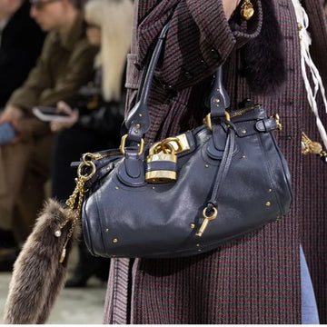Shoulder Bags