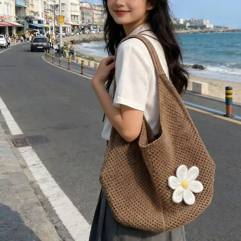 Crochet Daisy Tote Bag