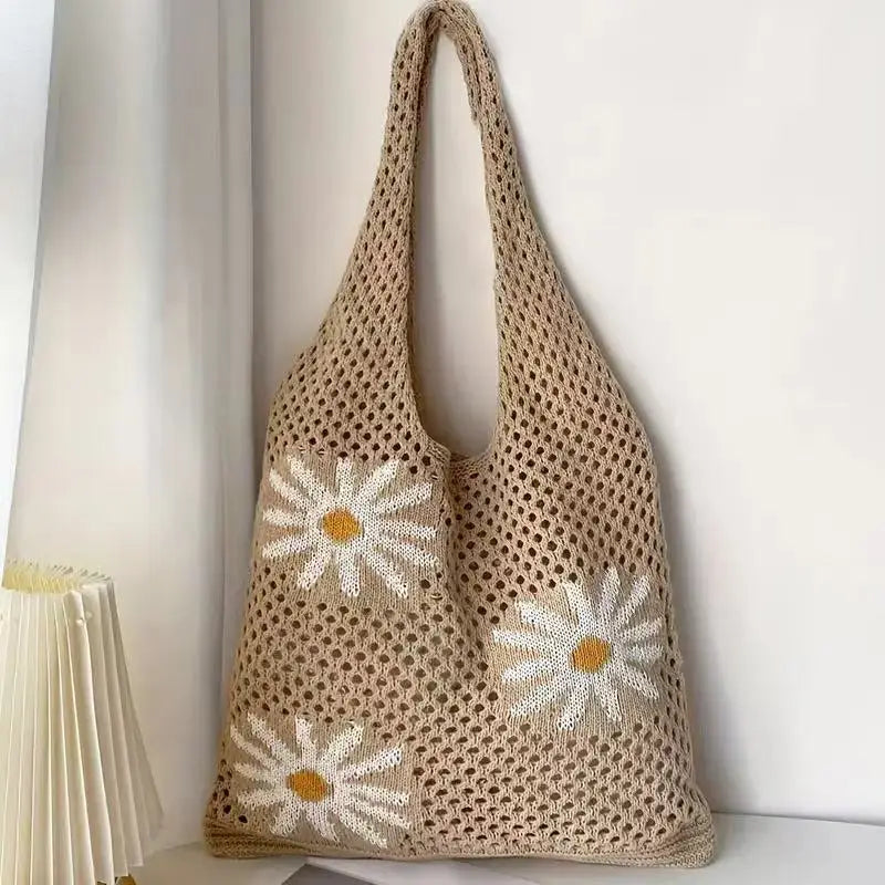 Crochet Daisy Tote Bag