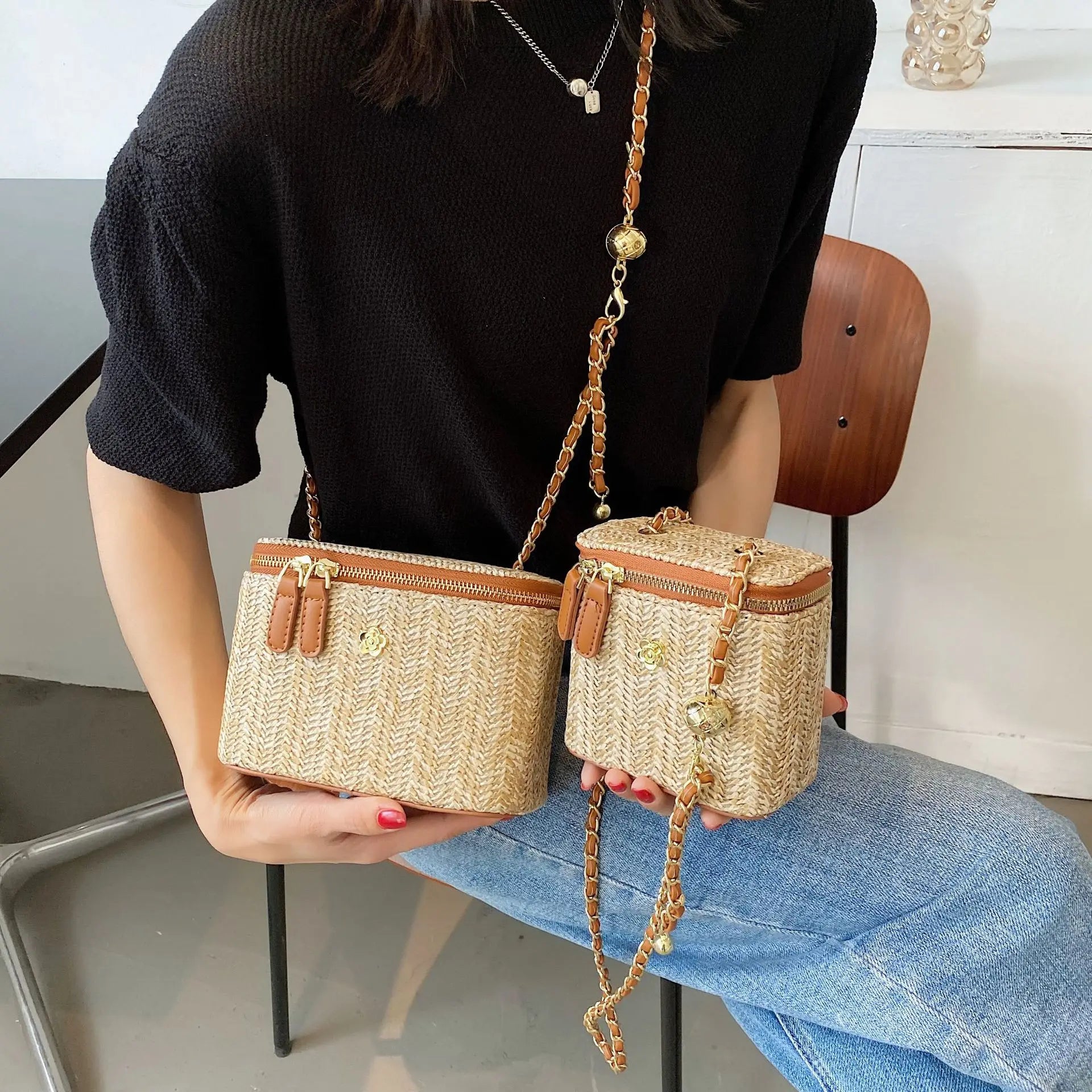 Mini Straw Bucket Bag