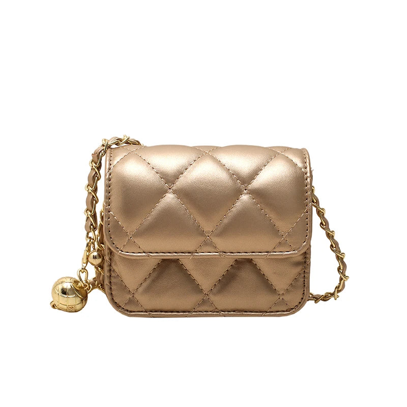 Diamond Grid Chain Bag