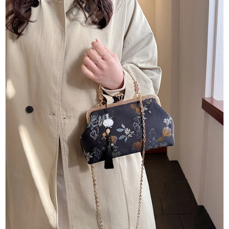Embroidered Chinese Clutch Bag