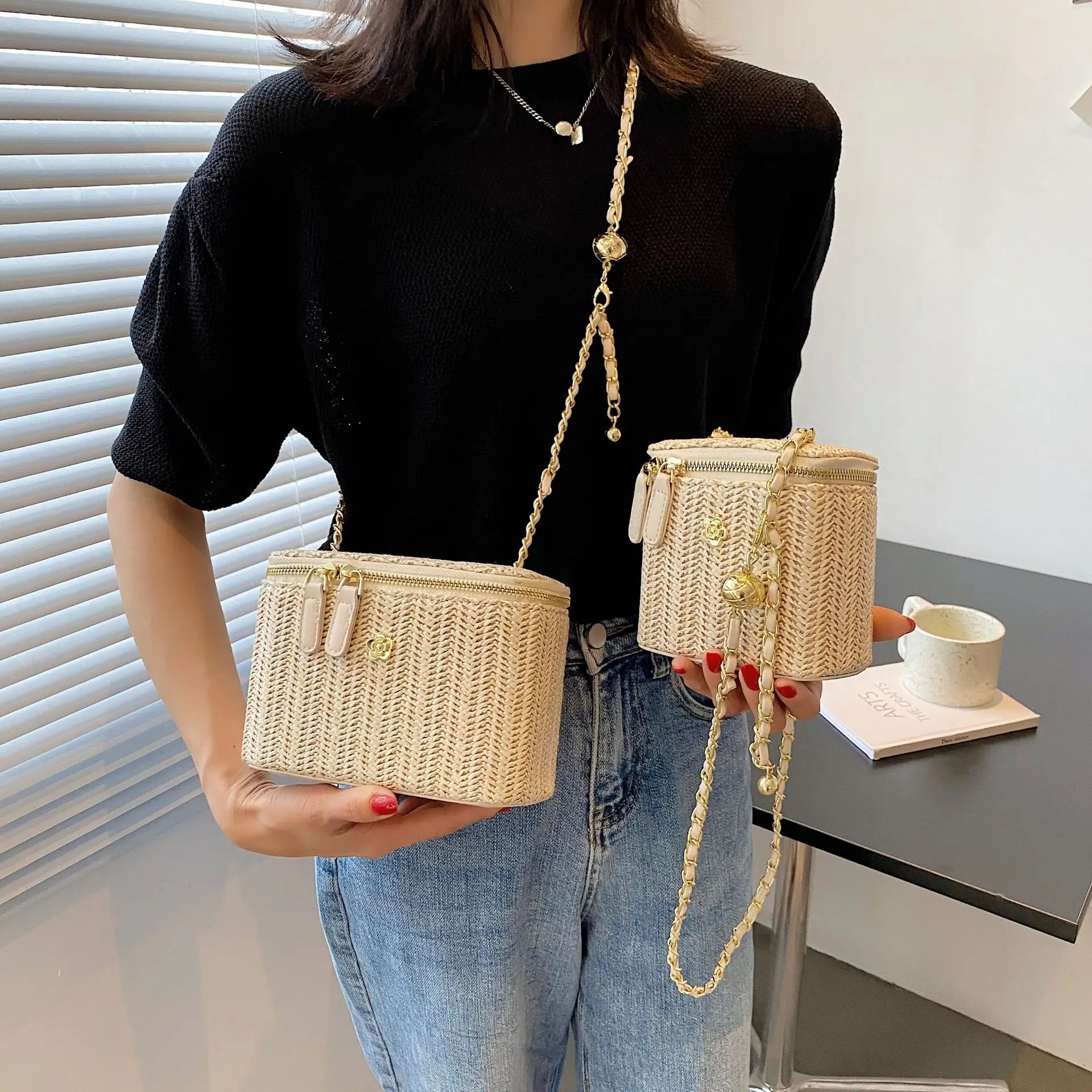 Mini Straw Bucket Bag